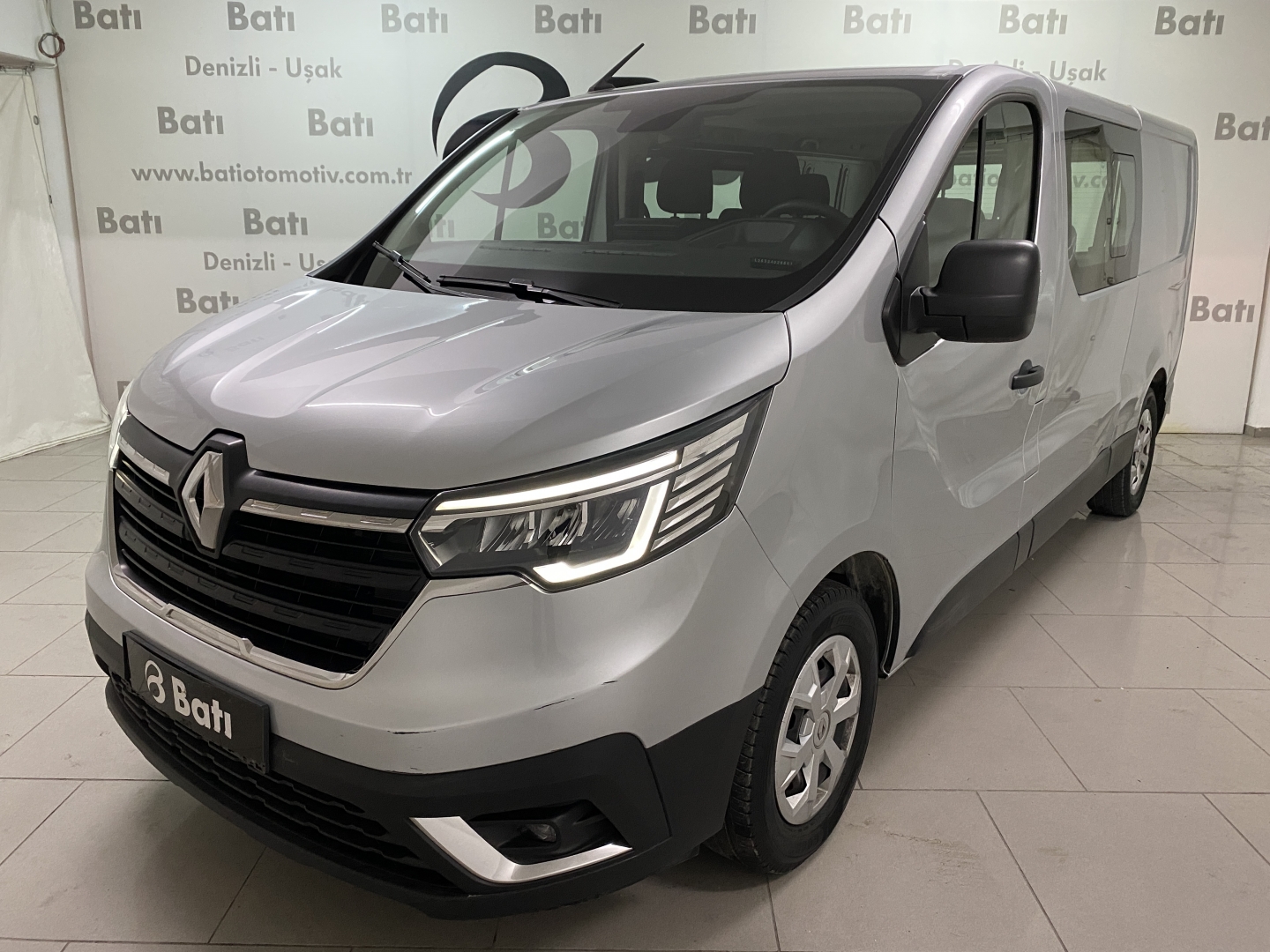 2024 RENAULT TRAFİC GRAND COMFOT 5+1