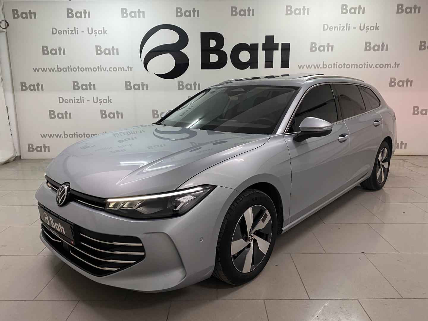 2024 VW PASSAT 1.5 E-TSI BUSİNESS DSG CAM TAVAN